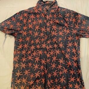 VISSLA Black and Red Starfish Casual Button Down Shirt